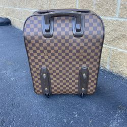  Louis Vuitton LV Travel Bag