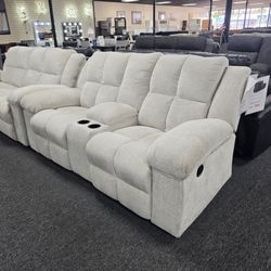 Reclining Sofa with Center Console 🚚WE DELIVER🚚