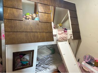 🆓 FREE: Wood Twin House Bunk Bed with Slide ($465 Value!)