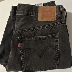 Levi’s 501 High wasted jeans 31x32 woman’s