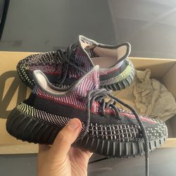 Adidas Yeezy 350 V2 Yecheil Used