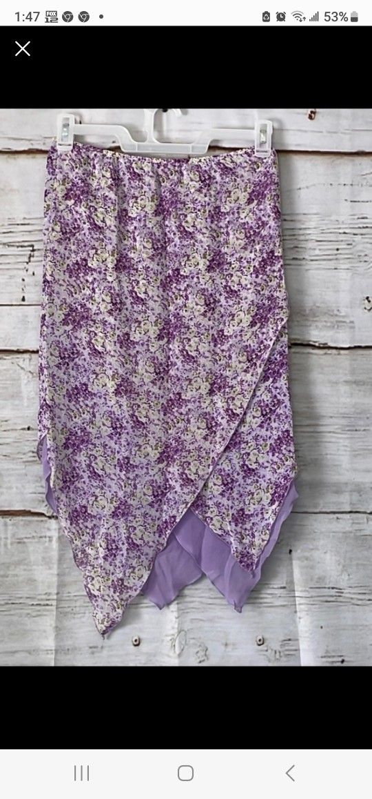 Express floral lilac hi low skirt
