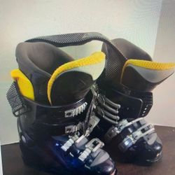Women's Salomon Ski Boots
