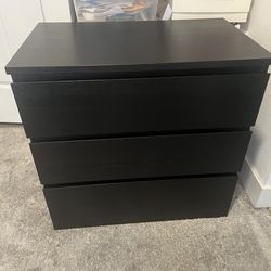 Dark wood 3 drawer dresser