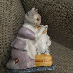 Beatrix Potter’s “Tabitha Twitchit & Miss Moppet”