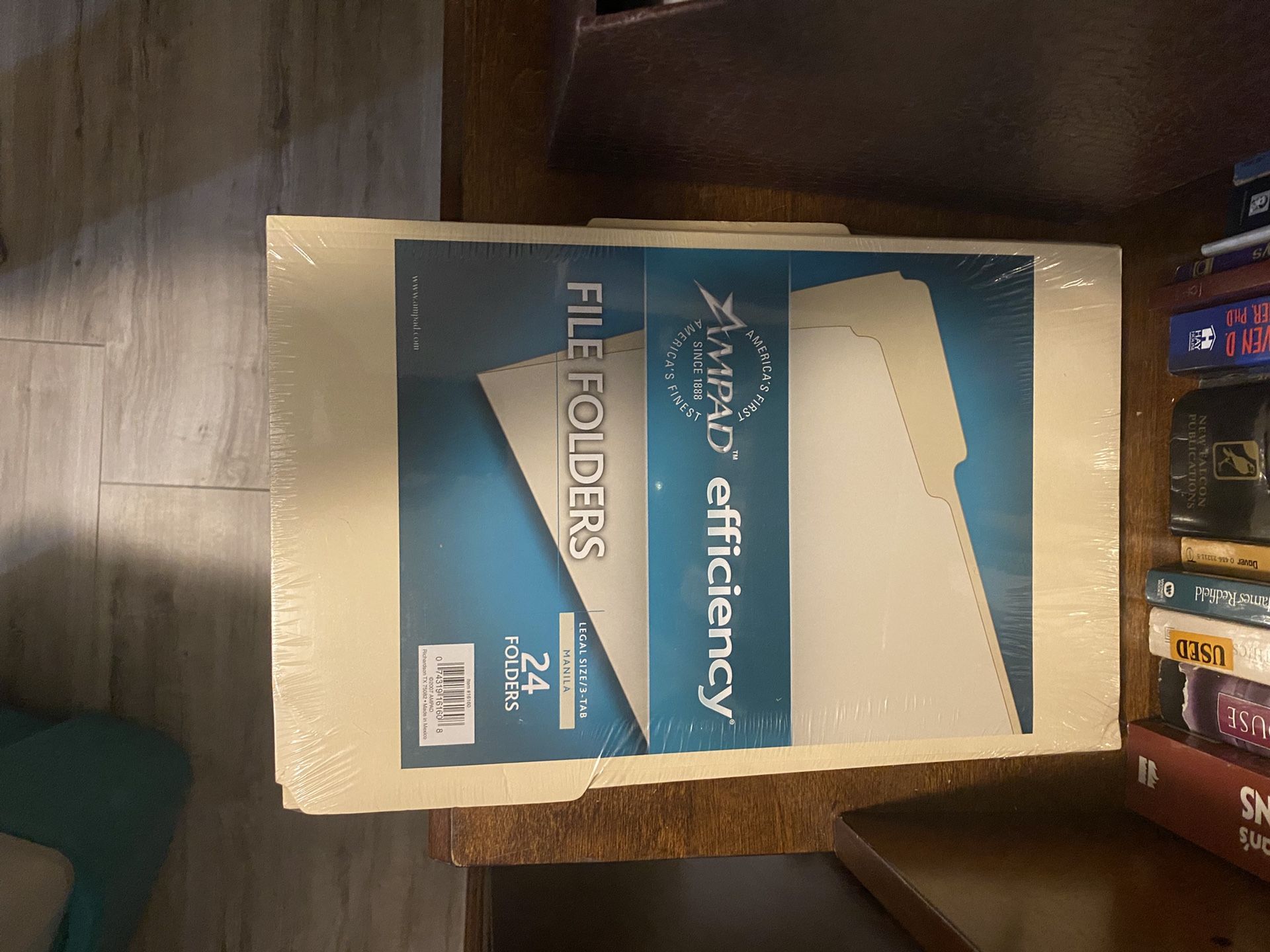 24 Legal Sized File Folders w/ about 500+/- Printer Paper In Carry Box