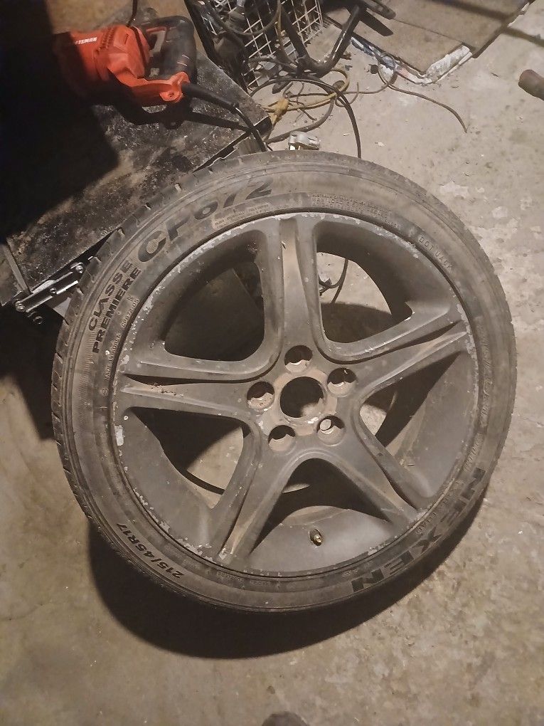 Tire & Rim Acura TL