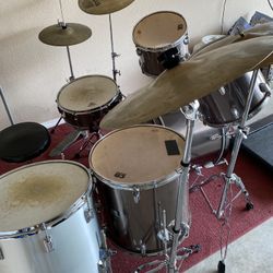 Drums  Set