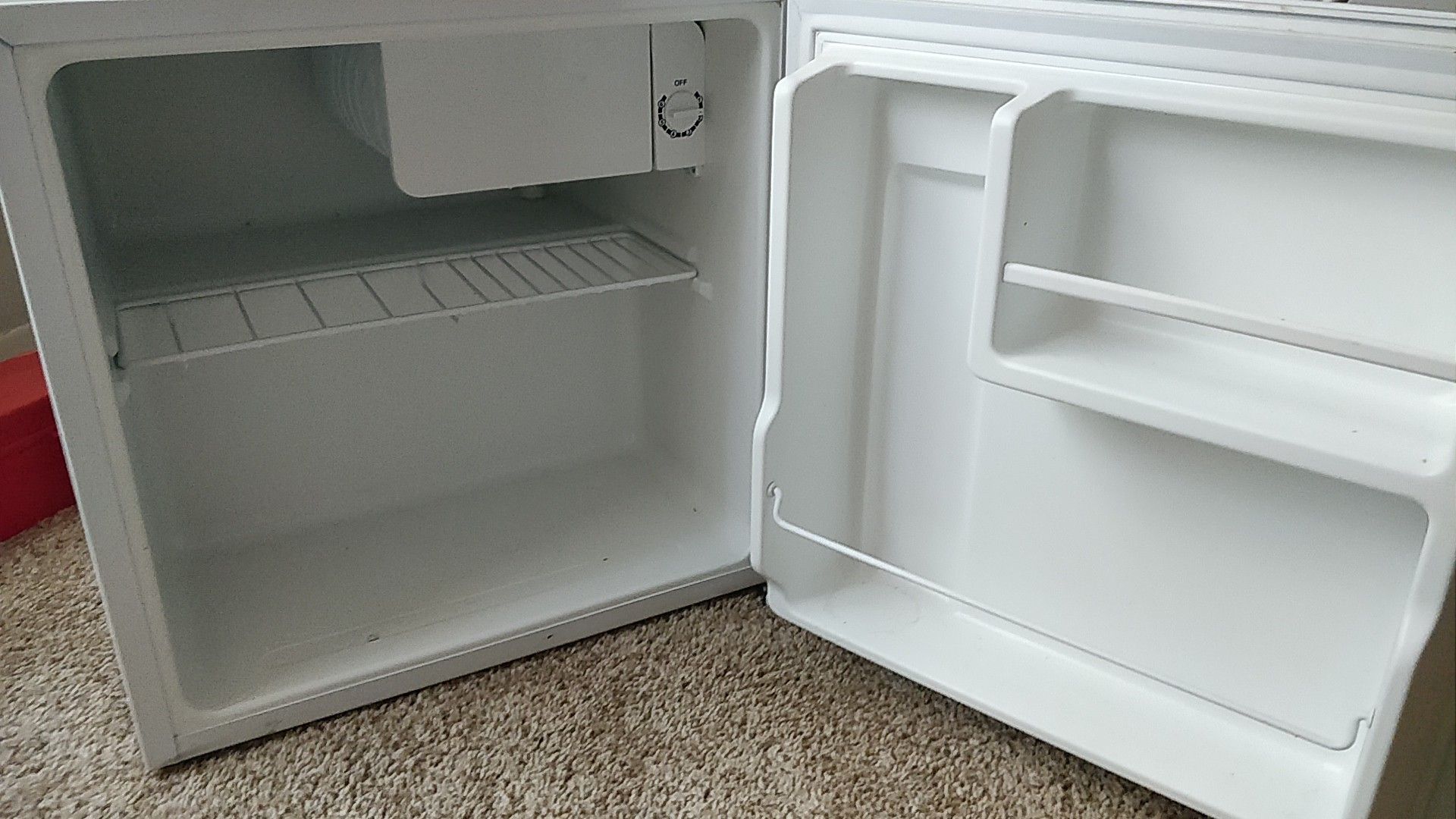 EMERSON MINI FRIDGE for Sale in Annandale, VA OfferUp