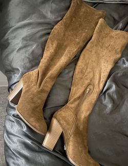 Boots With Heel