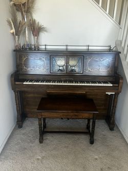 Ukelano Piano 