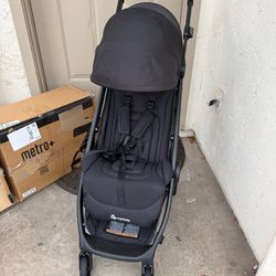 LIKE NEW! Ergobaby Metro + Compact Travel Stroller