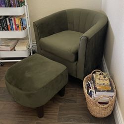 Olive Reading Chair