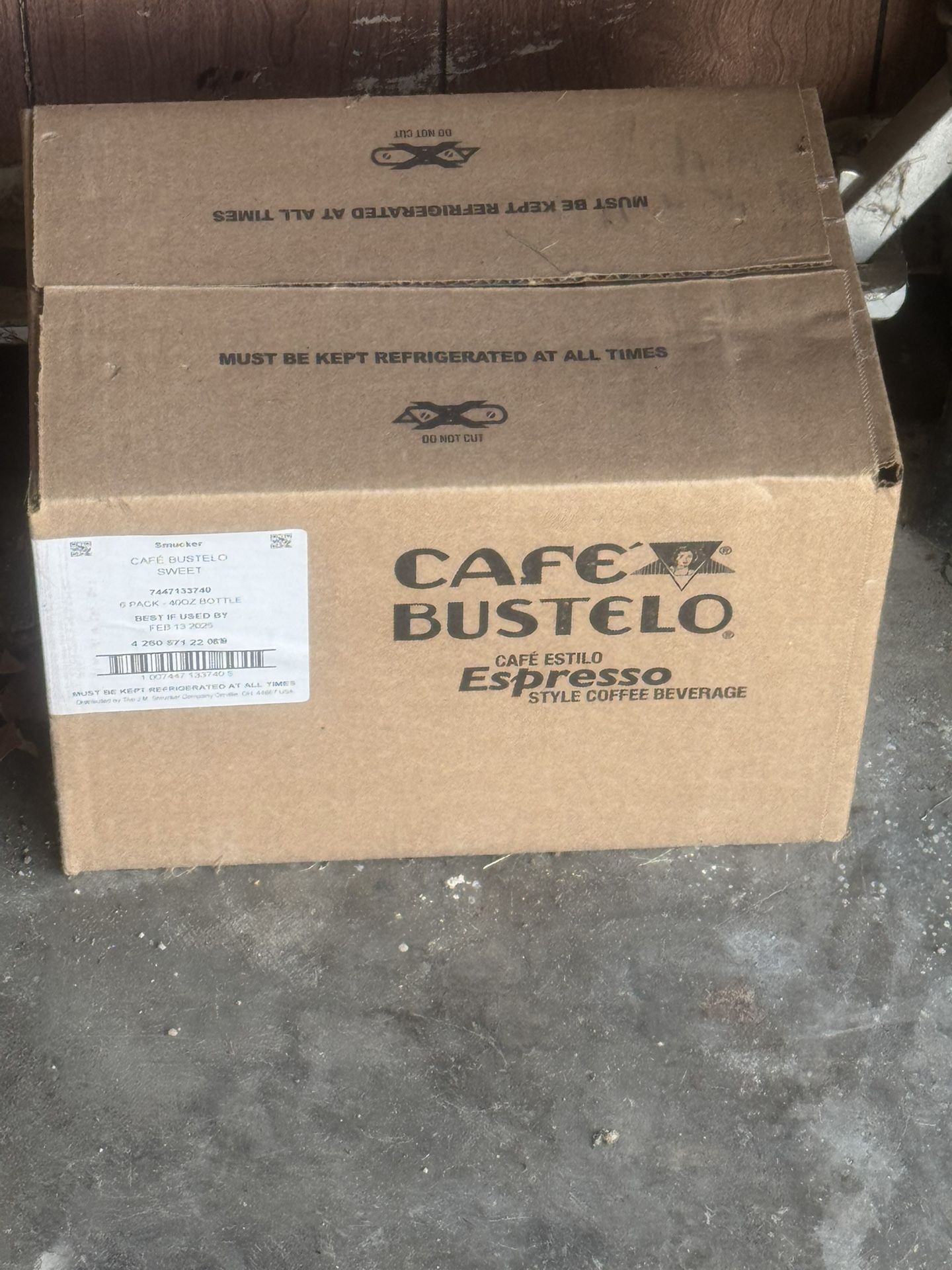 One Case of Cafe Bustelo Expresso