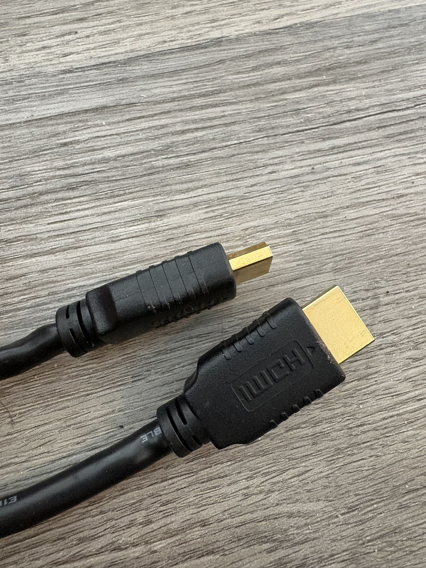 Computer/Laptop/Display/ Projector