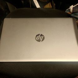 HP LAPTOP 17.3” Screen! 