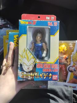 Dragon Ball Z Vol. 27 Super Saiyan Vegeta Action Figure