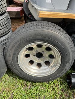 2 trailer Tires, Five Lug Aluminum Frame Like New Tires