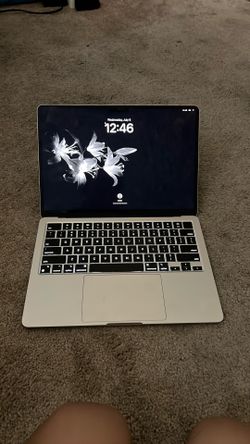 FOR TRADE!! Macbook air 13 inch