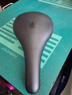 Bicycle seat