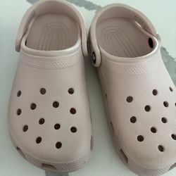 Kids Pink Crocs Size 4