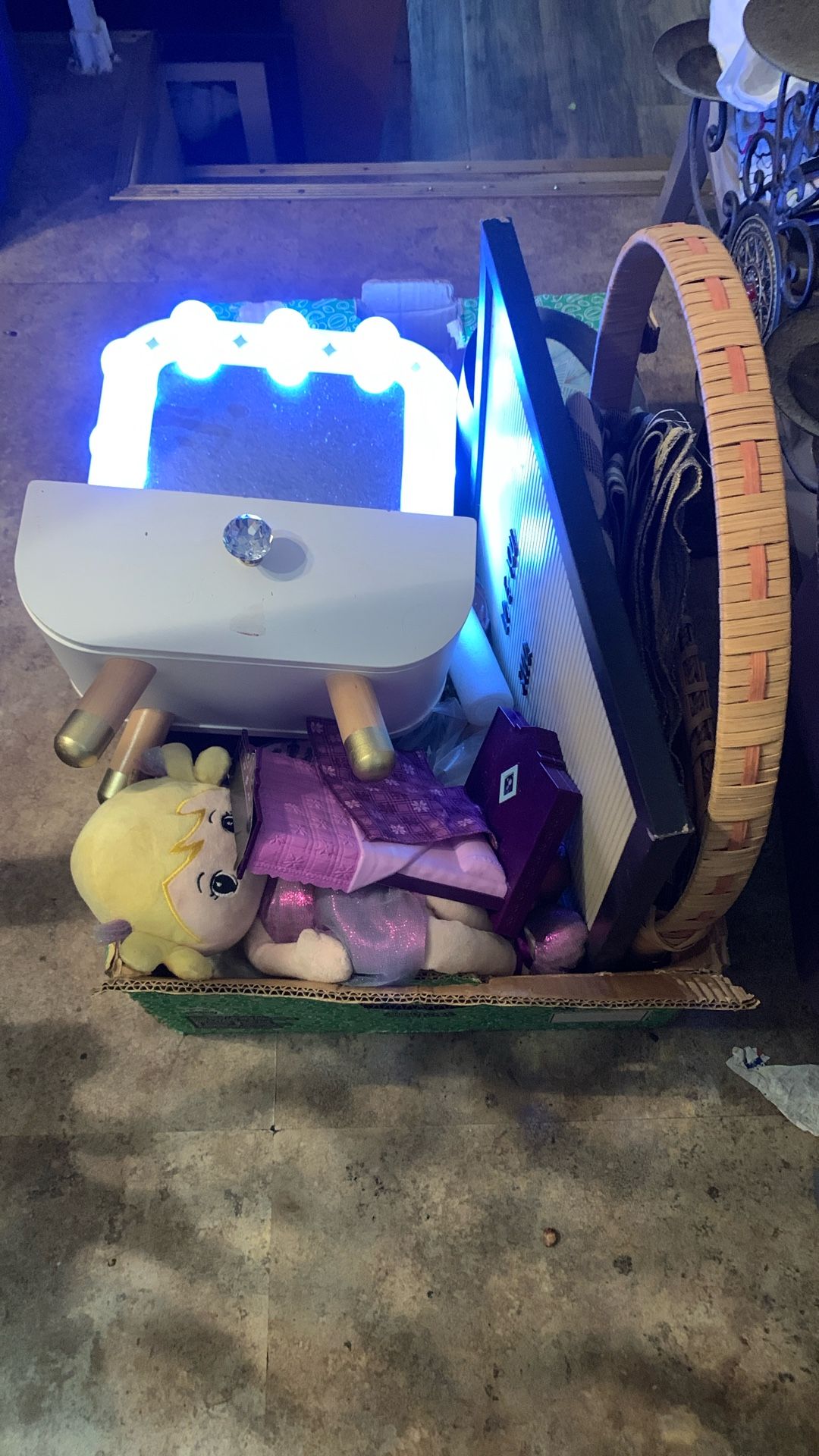 Miscellaneous Toys and Knick Knacks