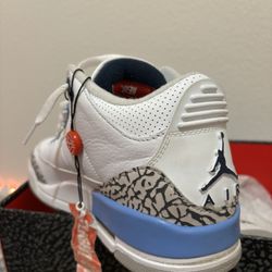 AIR JORDAN 3 RETRO UNC
