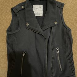 Grey Aeropostale Vest 