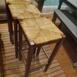 3 CUTE BAR STOOLS 29"H  FREE DELIVERY 