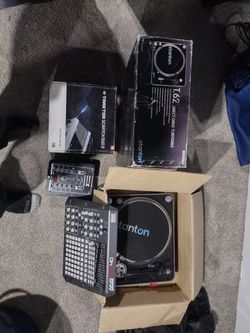 Two Turntables Beat Machine A Mixture And A Tranktor Scratch Duo 2