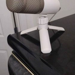 Android  Or Laptop Microphone For Recording Music Or Podcast