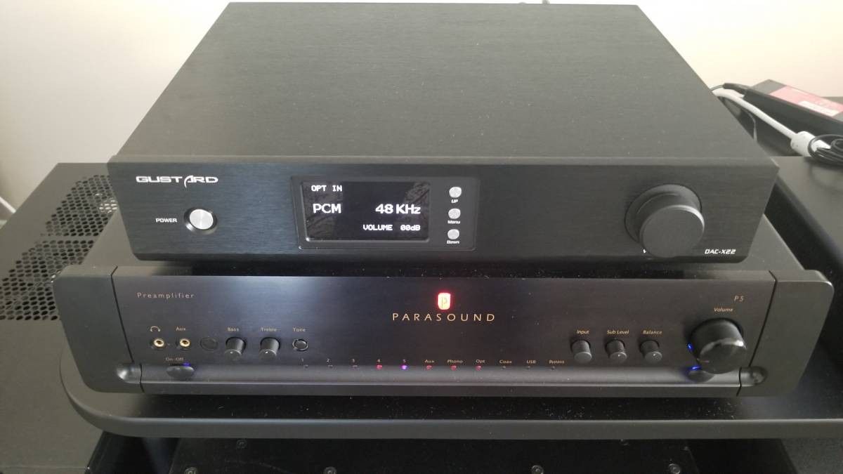 Parasound P5 Preamp EXCELLENT CONDITION