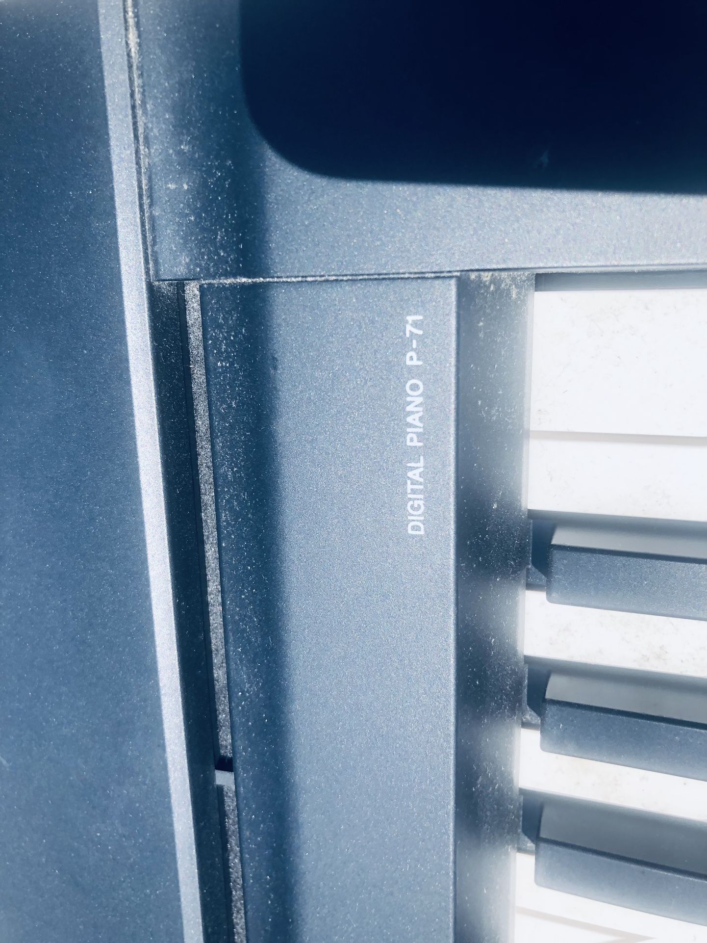 Yamaha Piano P71