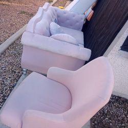Small Pink Mini Sofa And Desk Chair Pinknice No Rips Or Stains