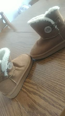 Winter boots for size 8 girl