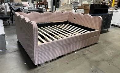 Newly Assembled Full Size Daybed w/Trundle Plaid Linen Upholstered Day Bed Frame