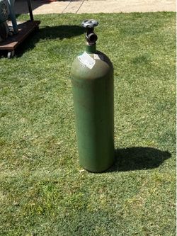 Small helium tank