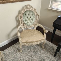 Antique Furniture Set