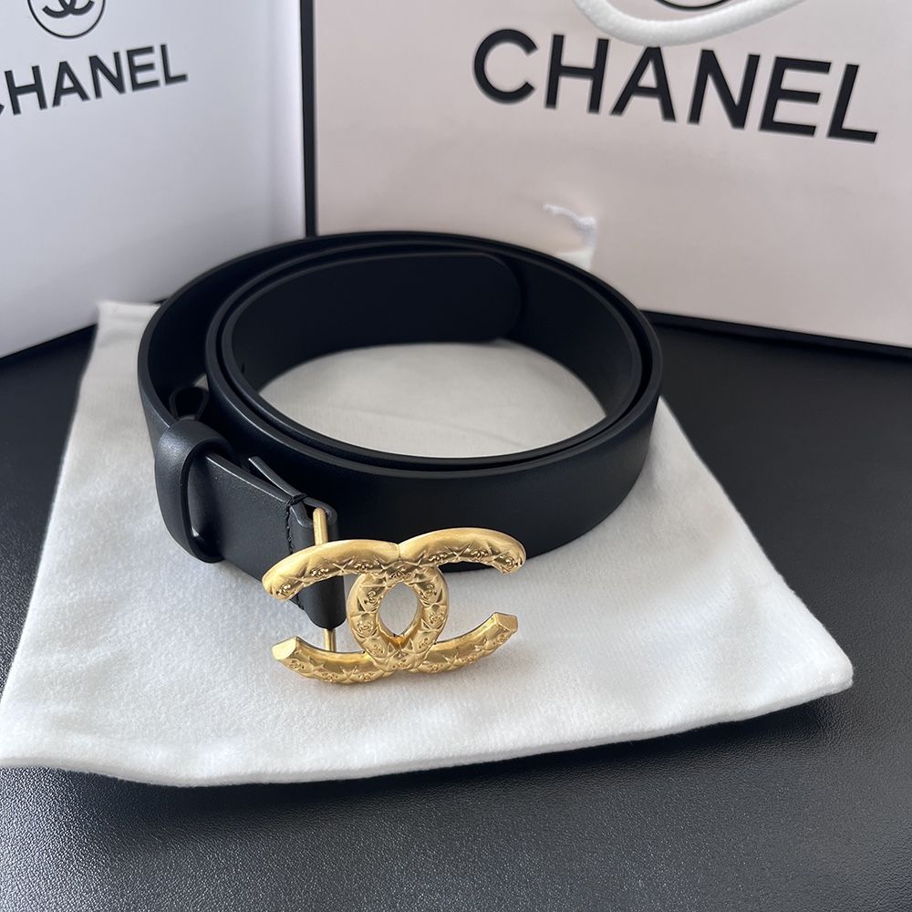 Black Double C Engraved Reversible Leather Belt