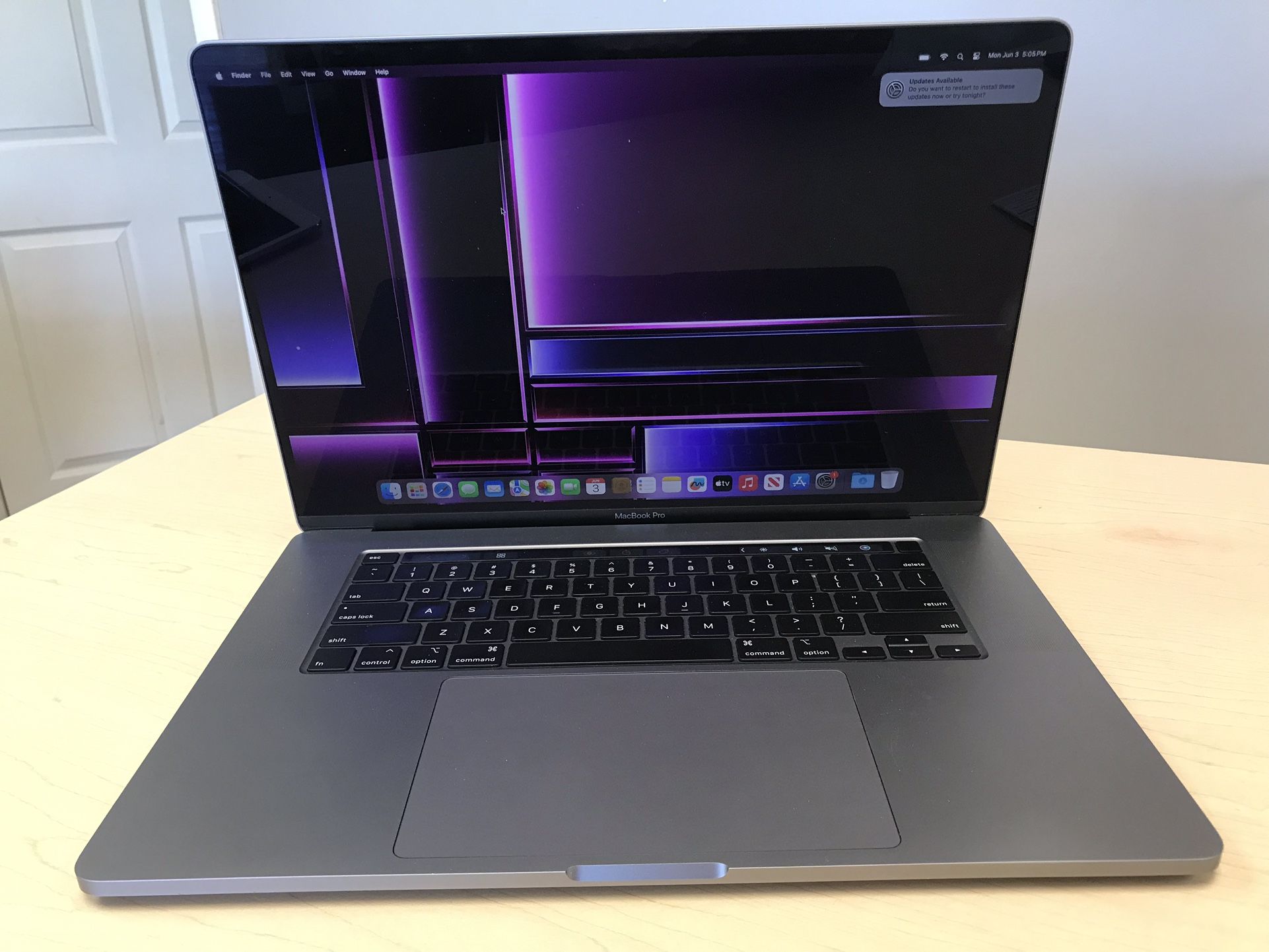 16”MacBook Pro Touch Bar