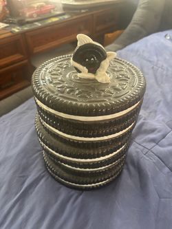 Oreo Cookie Ceramic Cookie Jar