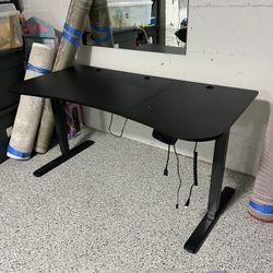 GAMING/OFFICE STANDUP DESK