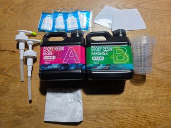 40oz Epoxy Resin Kit, Newly Formulated Crystal Clear Epoxy Resin，Strong, Bubble-Free, Anti-Yellowing Art Resin that，Suitable for Casting, DIY, Molds, 