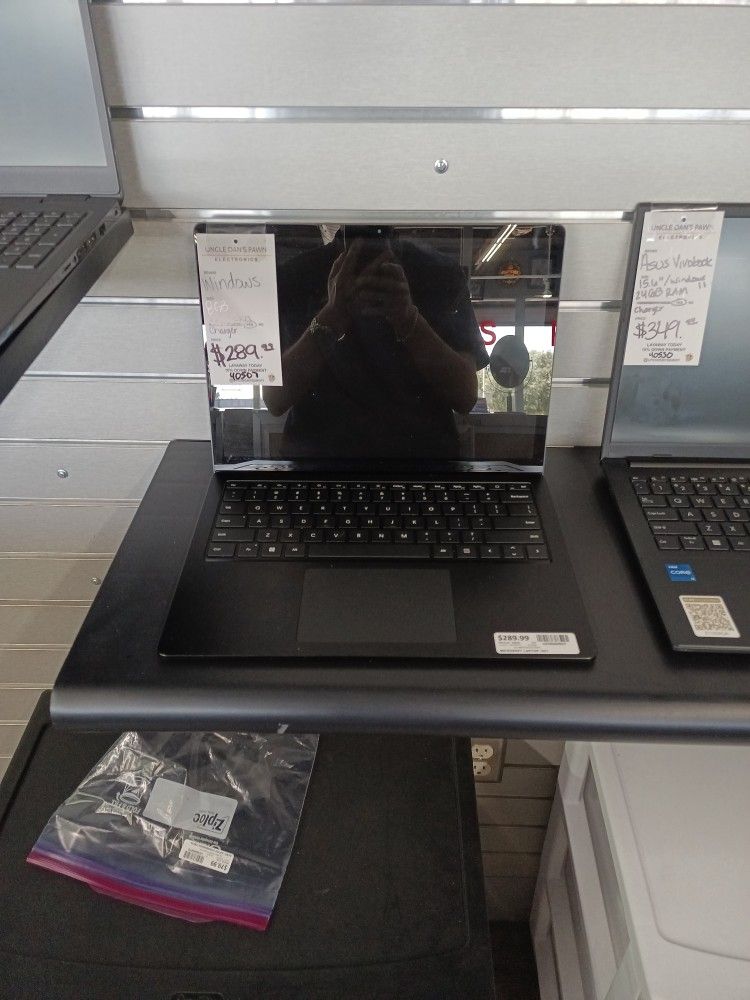 Microsoft Laptop