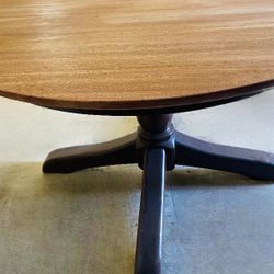 Round Wood Table With Extension 