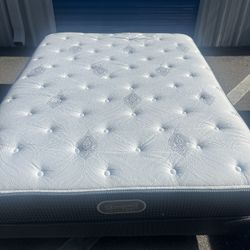Queen Size Beauty Rest Mattress