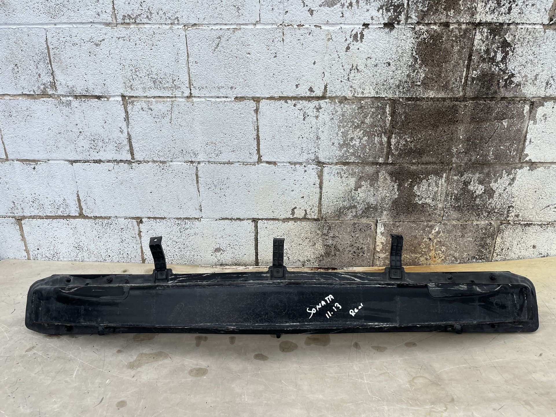 2011-2013 Hyundai Sonata Rear Bumper Reinforcement