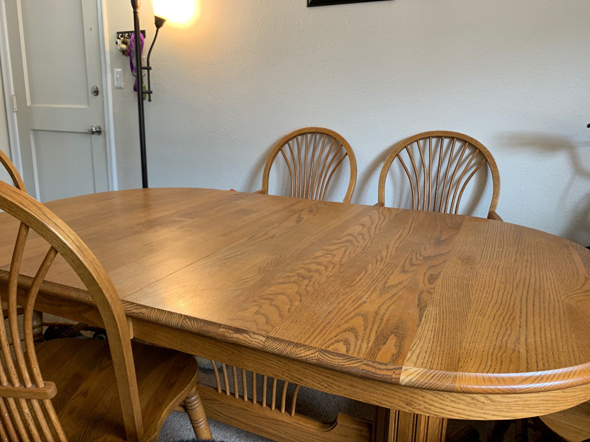 Oak table with two leafs and six chairs - best offer