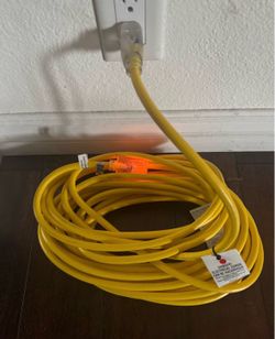 High visibility 50ft construction heavy duty extension Cord 12/3 up to 20A Southwire 50ft 12/3 Heavy Duty Outdoor Extension Cord - Lighted End, Yellow