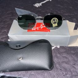 Ray.Ban